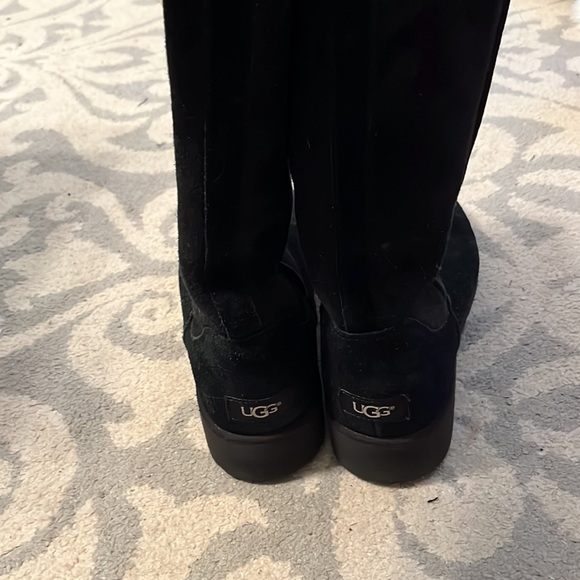 Tall black Uggs - Picture 3 of 6